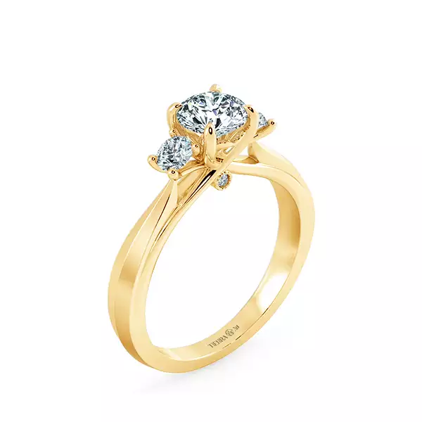 Nhẫn đính hôn kim cương Threestone Dulcia NCH3208 4